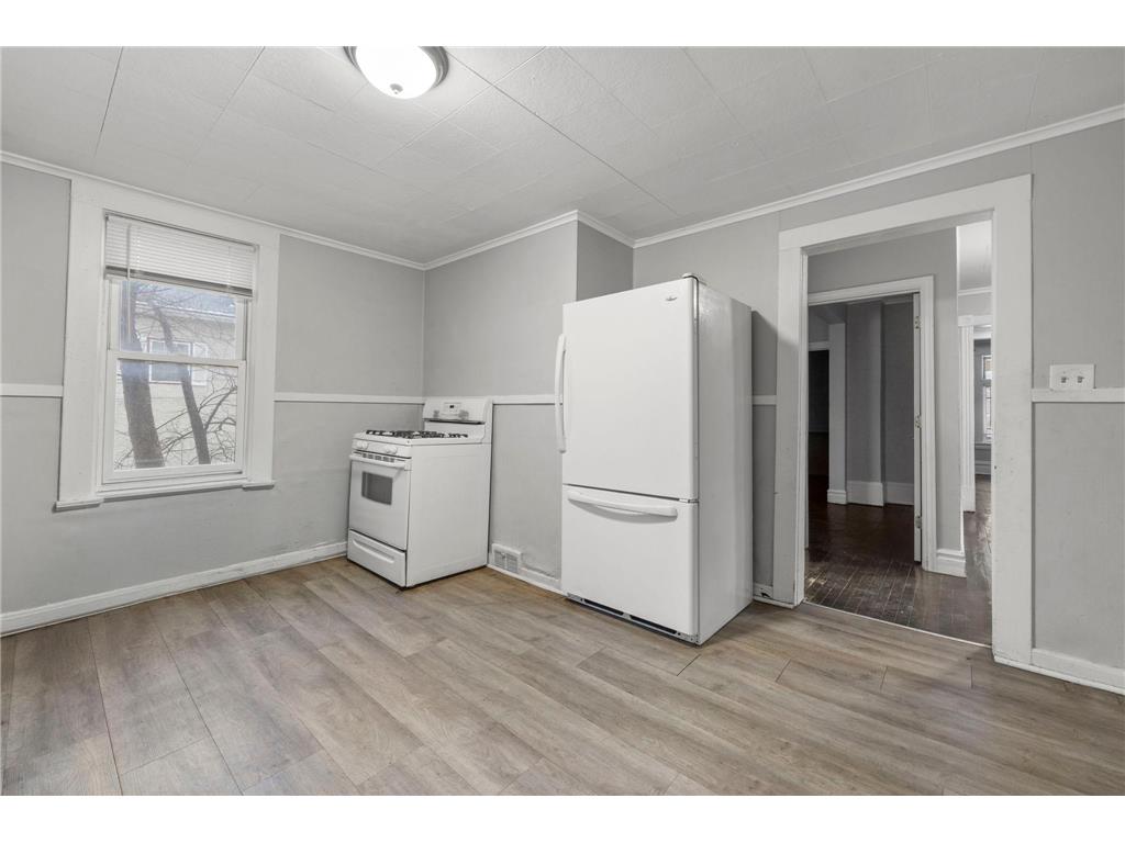 680 Lawson Avenue E Saint Paul MN 55106 7044475 image20