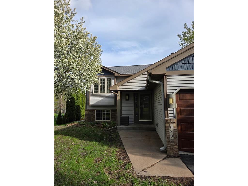 680 Lois Lane Lino Lakes MN 55014 7085729 image2