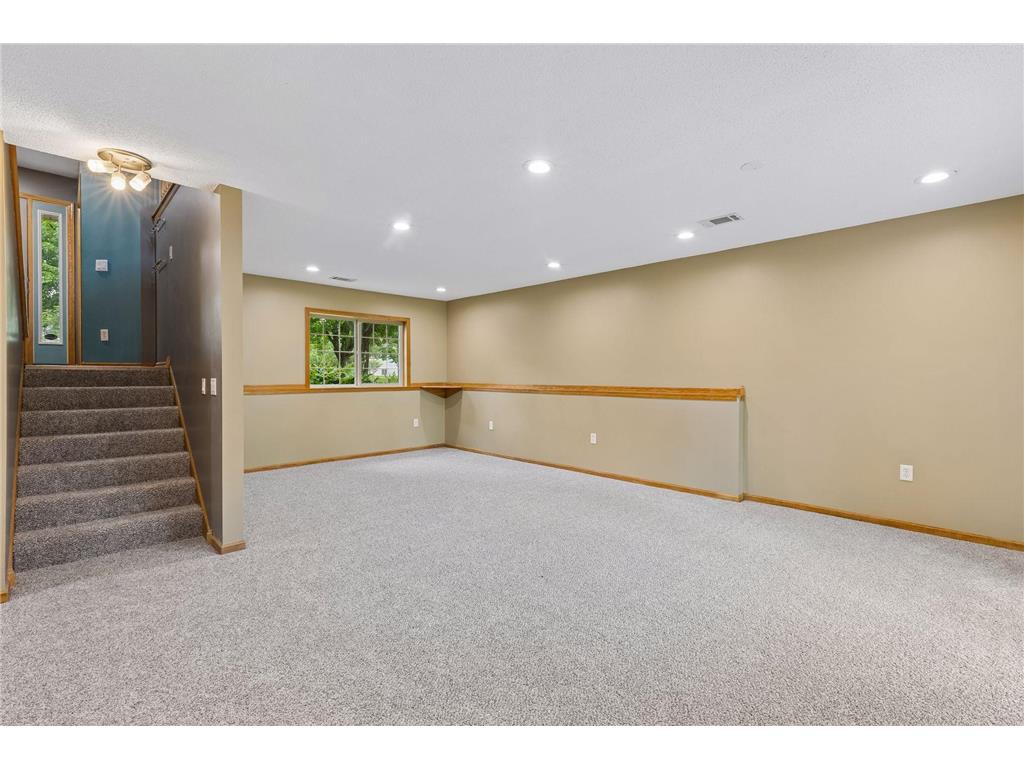 680 Lois Lane Lino Lakes MN 55014 7085729 image29