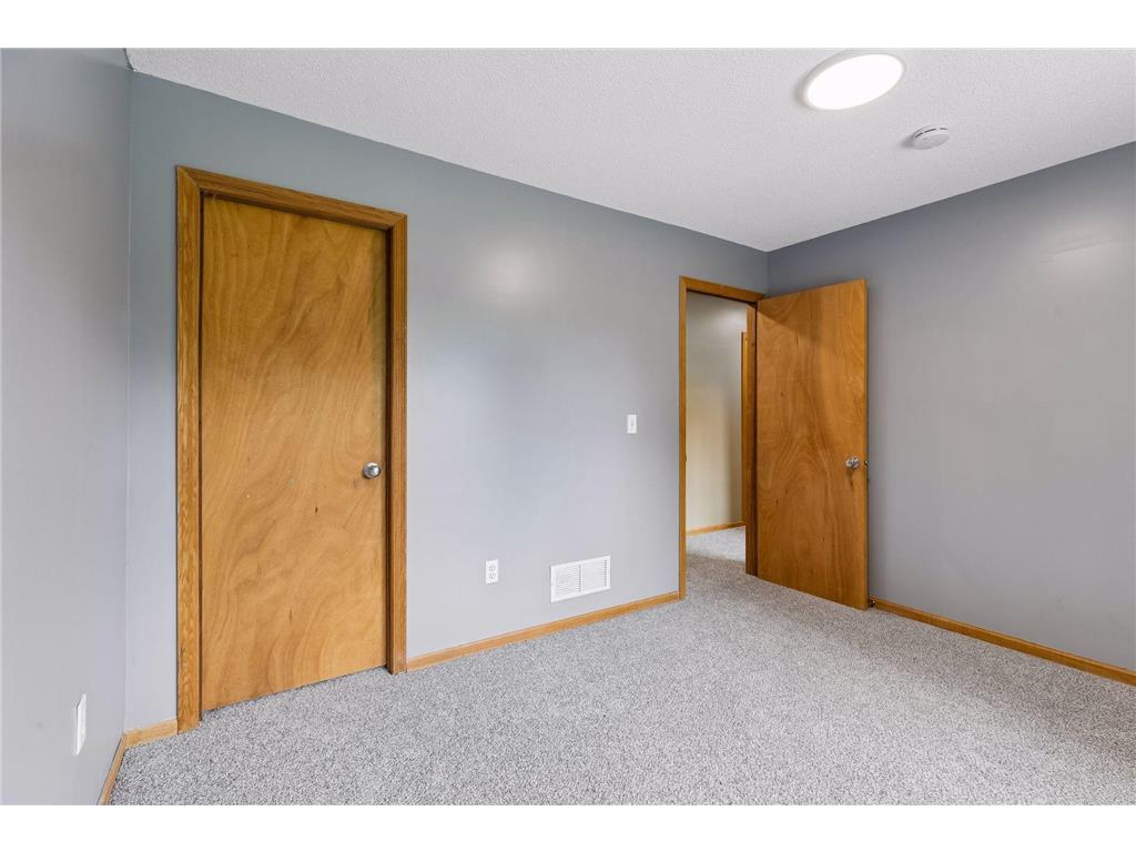 680 Lois Lane Lino Lakes MN 55014 7085729 image35
