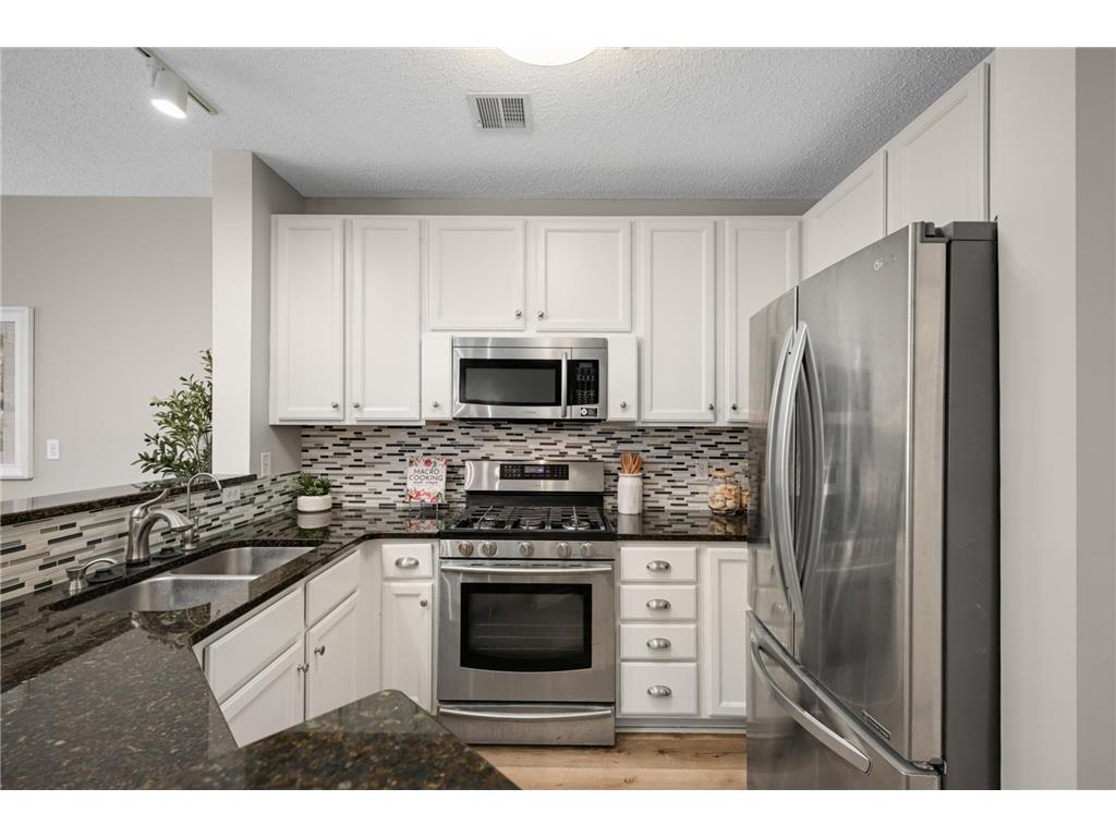 680 N 2nd Street #120 Minneapolis MN 55401 7066968 image14