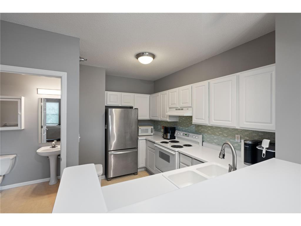 680 N 2nd Street #403 Minneapolis MN 55401 6825406 image10