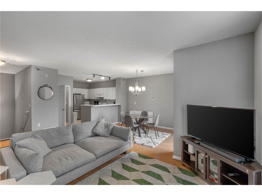 680 N 2nd Street #403 Minneapolis MN 55401 6825406 image5