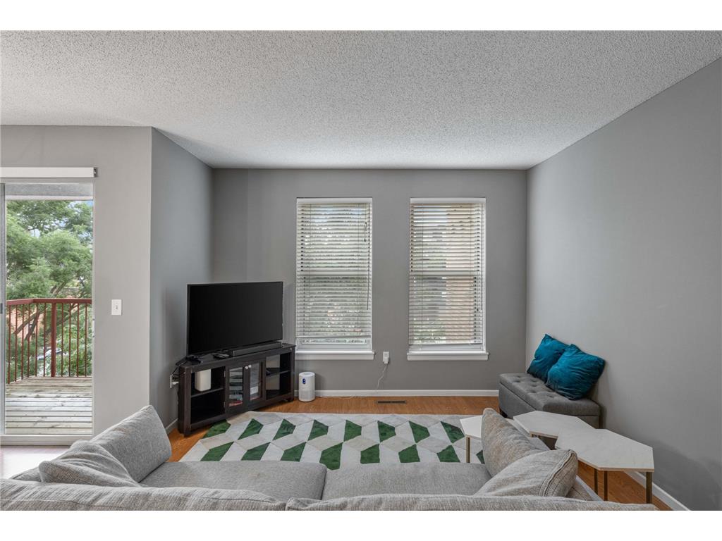 680 N 2nd Street #403 Minneapolis MN 55401 6825406 image6