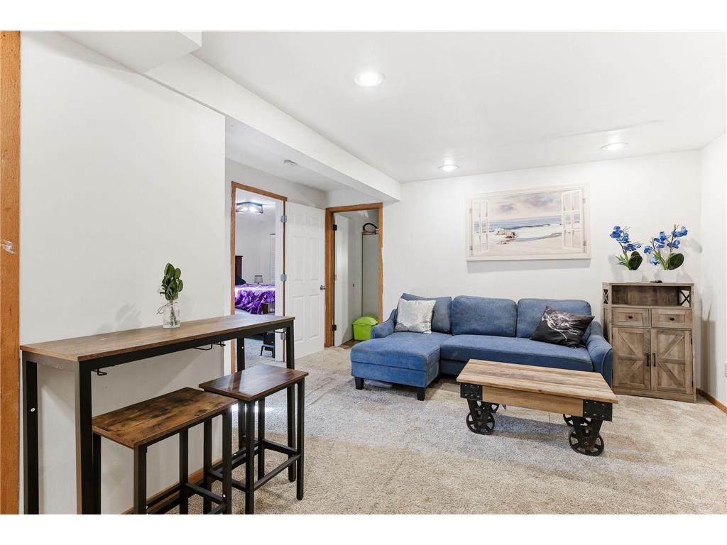 680 Otsego Street Saint Paul MN 55130 7004154 image12