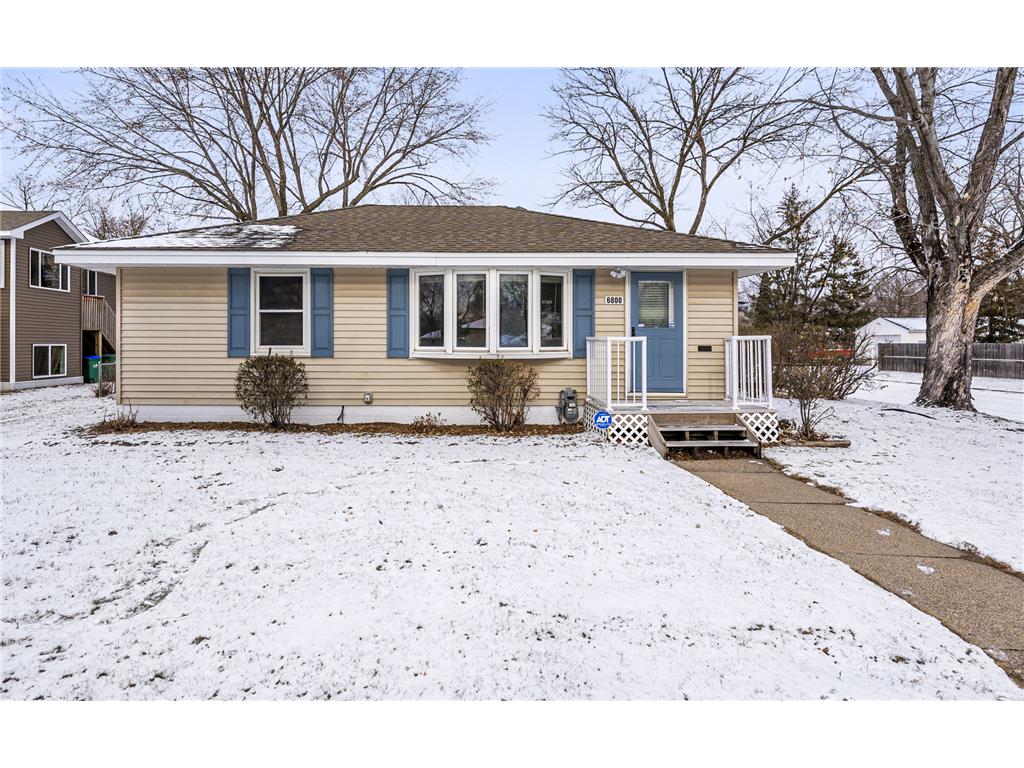 6800 60th Avenue N Crystal MN 55428 6638771 image1