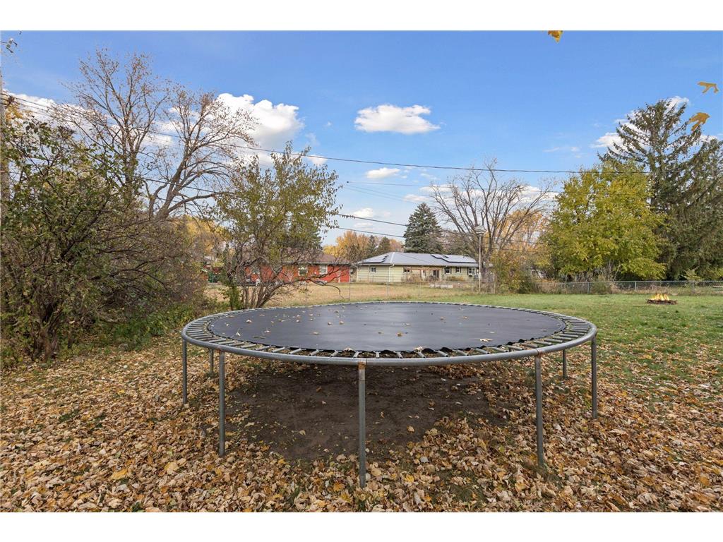 6800 68th Avenue N Brooklyn Park MN 55428 6813382 image36