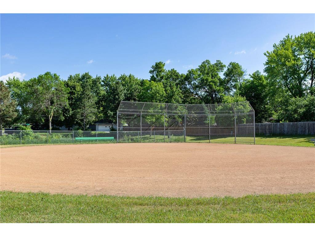 6800 68th Avenue N Brooklyn Park MN 55428 6813382 image41