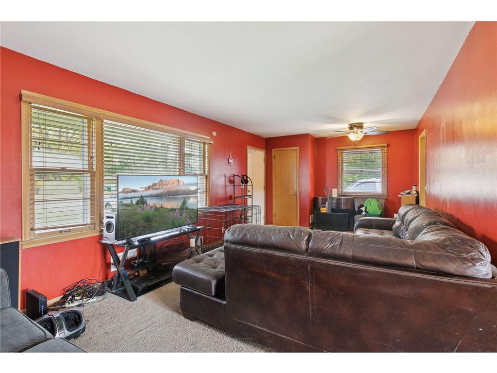 6800 68th Avenue N Brooklyn Park MN 55428 6813382 image8