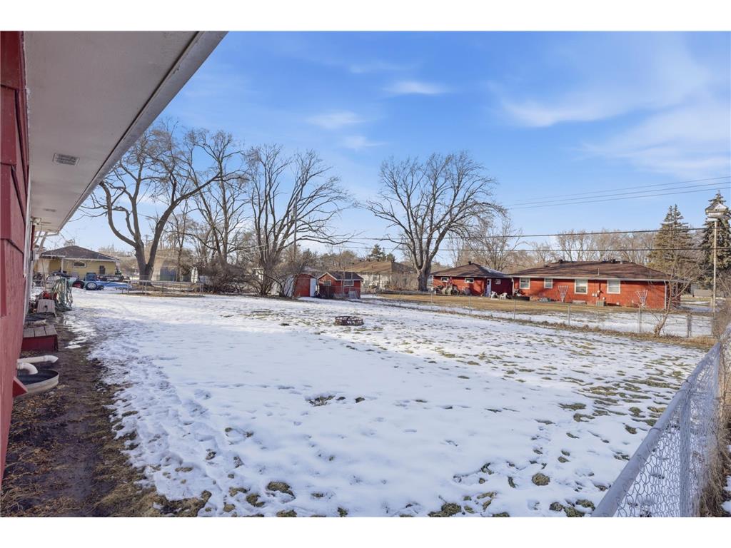 6800 68th Avenue N Brooklyn Park MN 55428 7025470 image11