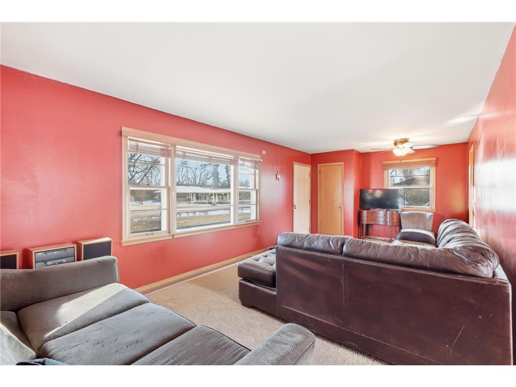 6800 68th Avenue N Brooklyn Park MN 55428 7025470 image4