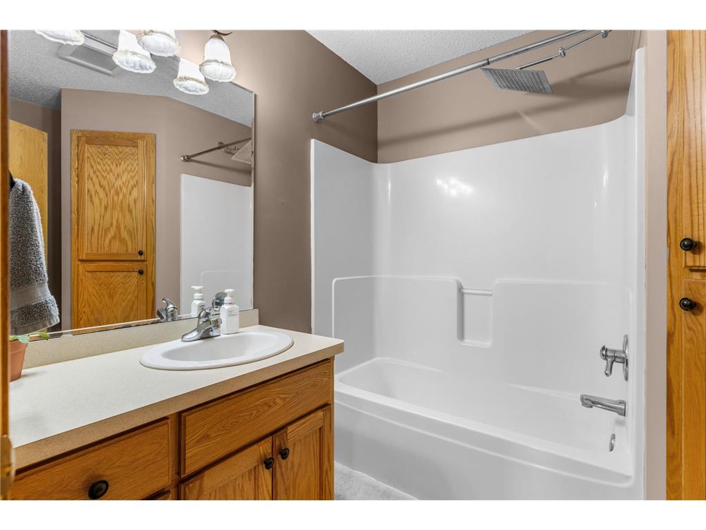 6800 Aldrich Avenue N Brooklyn Center MN 55430 7084153 image10