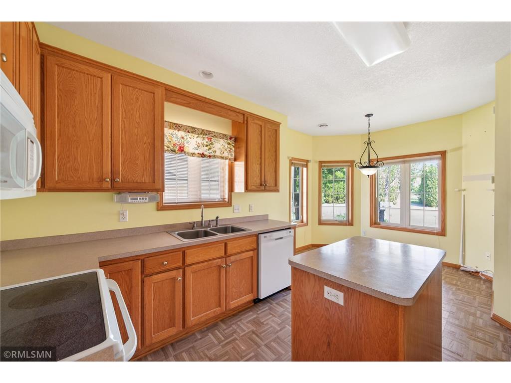 6801 24th Street N Oakdale MN 55128 7080163 image7