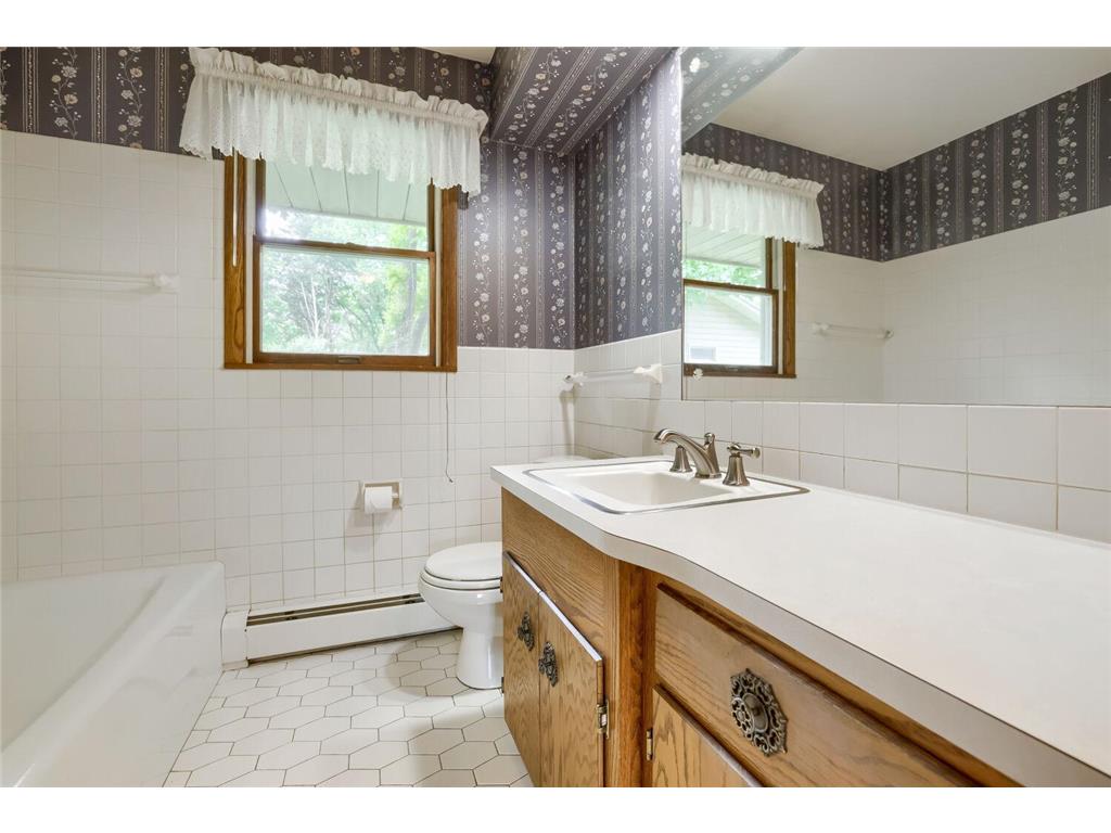 6801 Willow Lane N Brooklyn Center MN 55430 7065417 image15