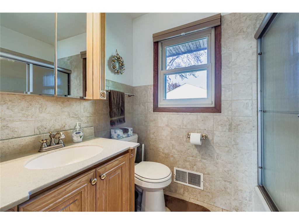 6802 117th Avenue N Champlin MN 55316 6817554 image12