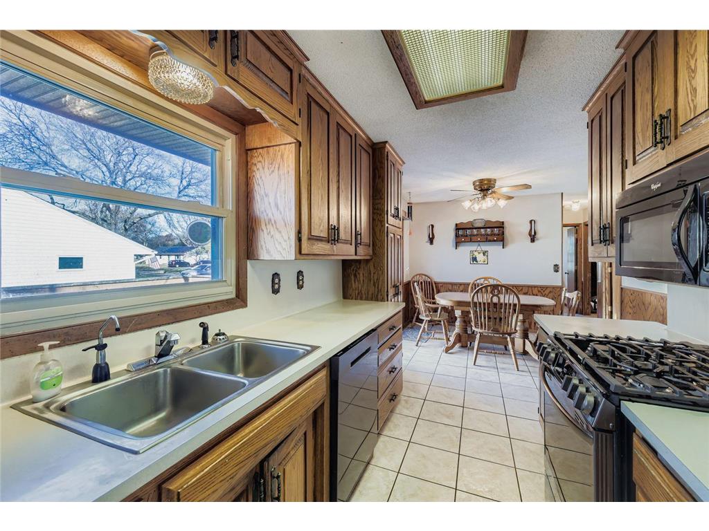 6802 117th Avenue N Champlin MN 55316 6817554 image9