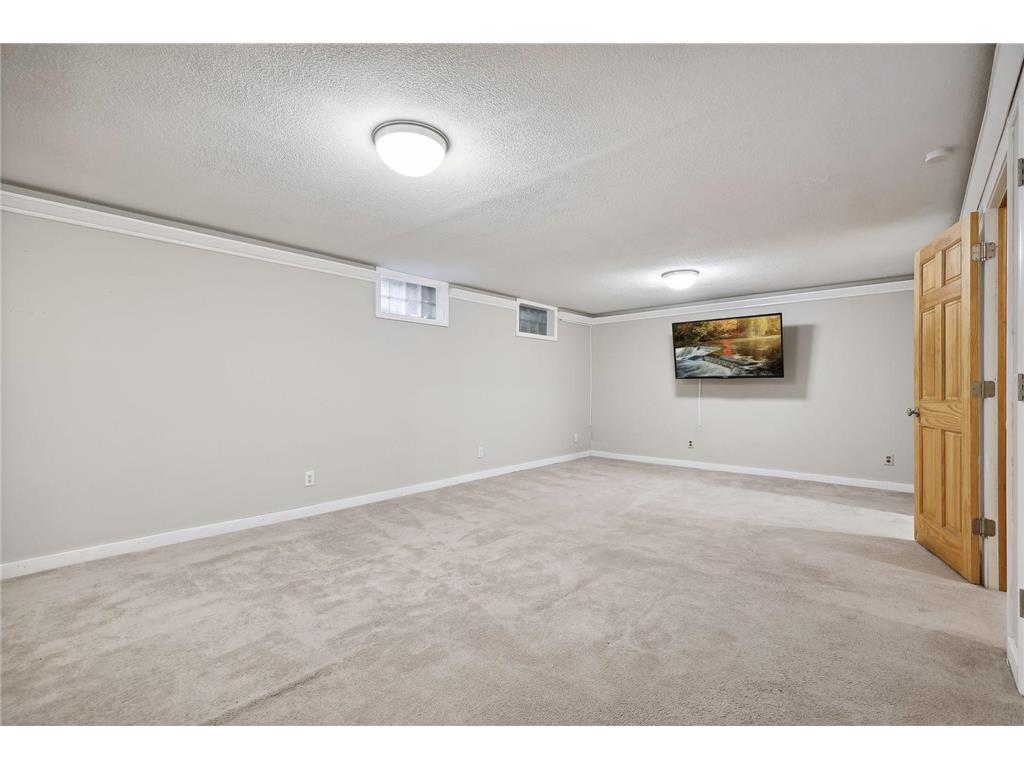 6802 Cottonwood Lane N Maple Grove MN 55369 7054410 image36