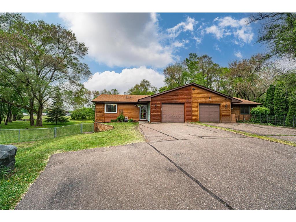 6805 Craig Court Inver Grove Heights MN 55076 7073984 image1