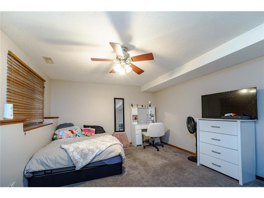 6805 Craig Court Inver Grove Heights MN 55076 7073984 image16