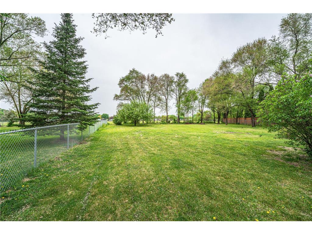 6805 Craig Court Inver Grove Heights MN 55076 7073984 image2