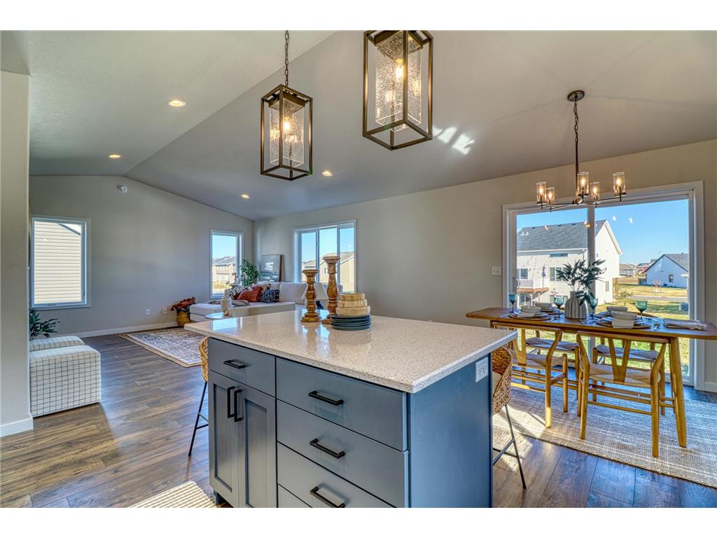 6807 Belding Drive South Fargo ND 58104 7102001 image10