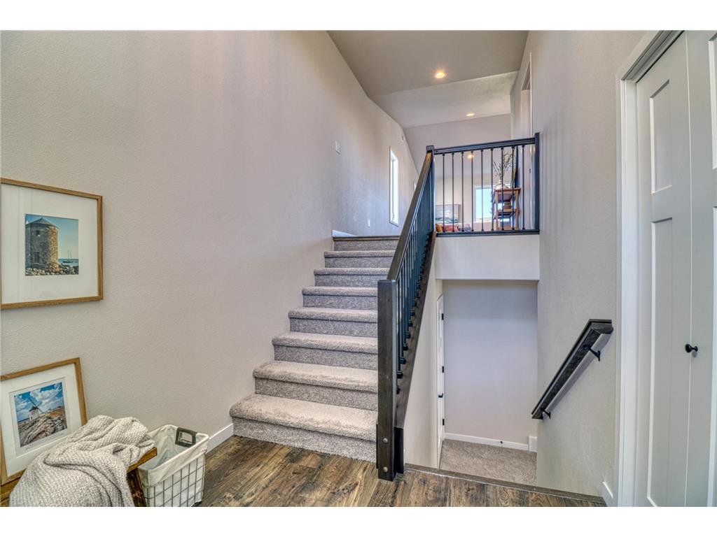 6807 Belding Drive South Fargo ND 58104 7102001 image2