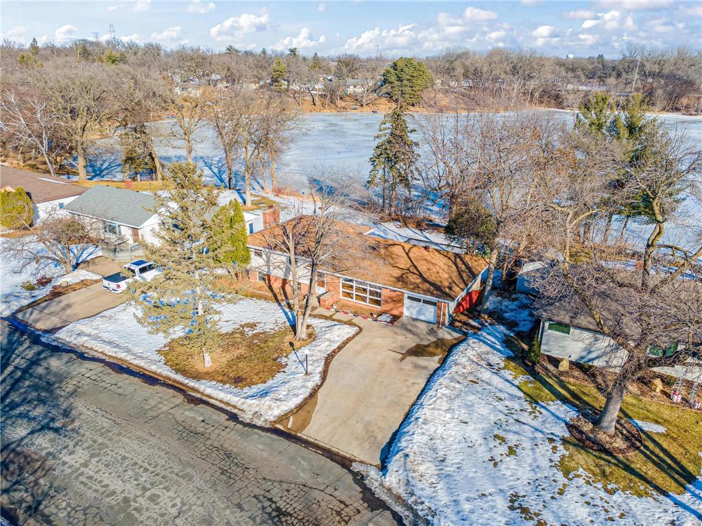 6807 Hickory Street NE Fridley MN 55432 - Locke 7019777 image1