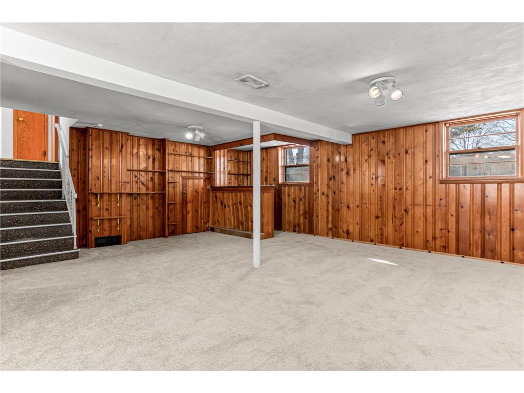 6807 Hickory Street NE Fridley MN 55432 - Locke 7019777 image21