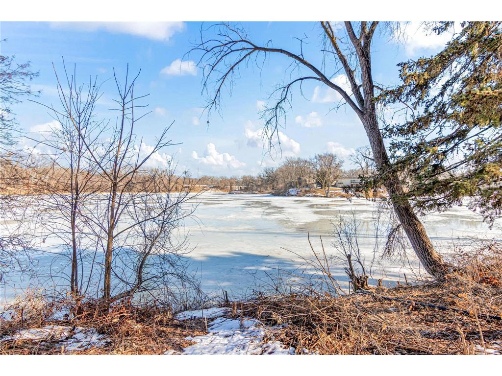 6807 Hickory Street NE Fridley MN 55432 - Locke 7019777 image28