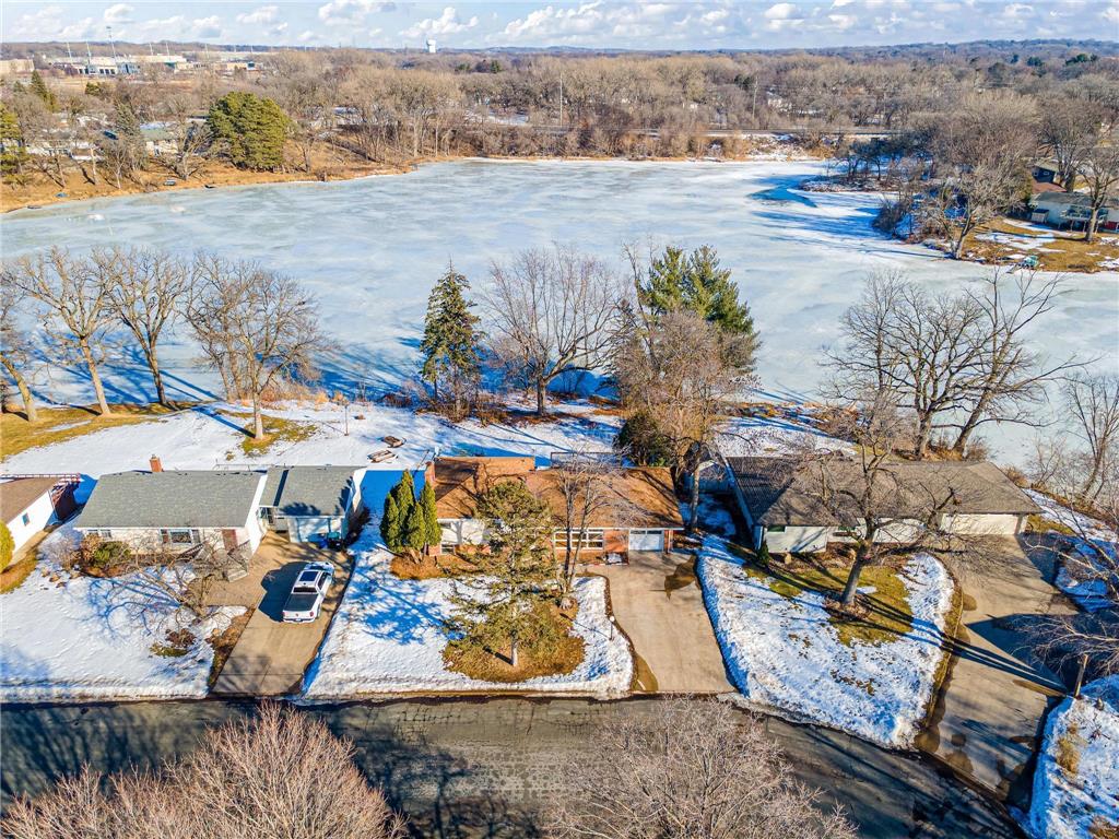 6807 Hickory Street NE Fridley MN 55432 - Locke 7019777 image3