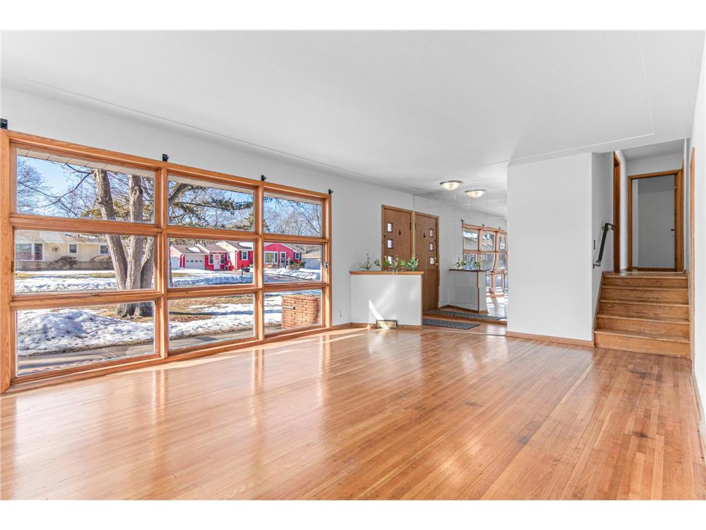 6807 Hickory Street NE Fridley MN 55432 - Locke 7019777 image7