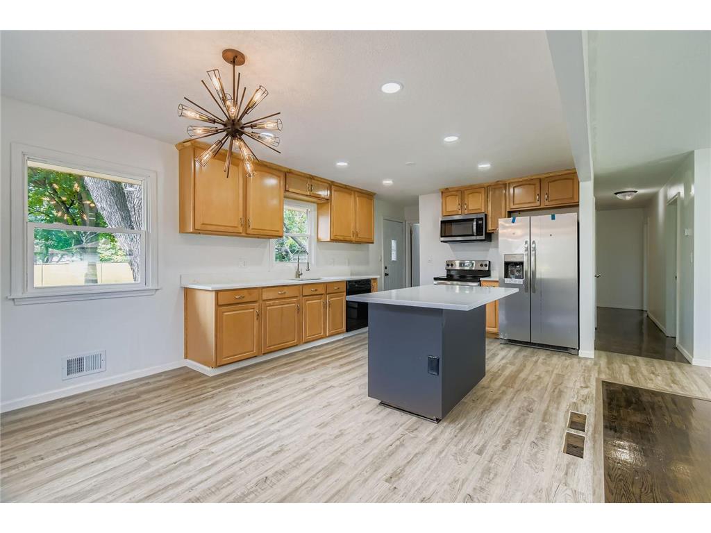 6807 Quail Avenue N Brooklyn Center MN 55429 6766965 image11