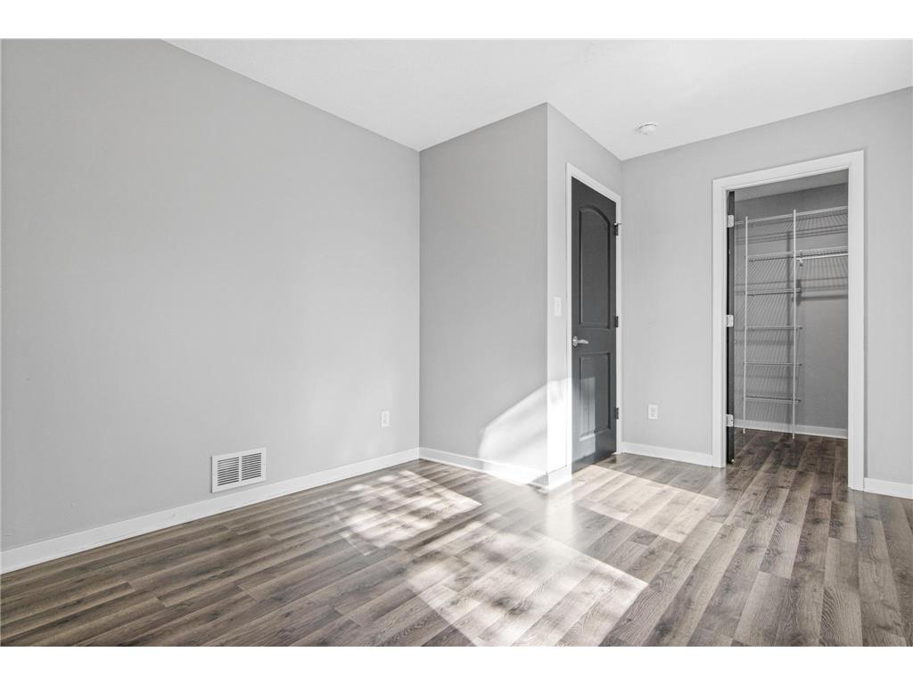 681 Glencoe Street NE Fridley MN 55432 6807228 image19