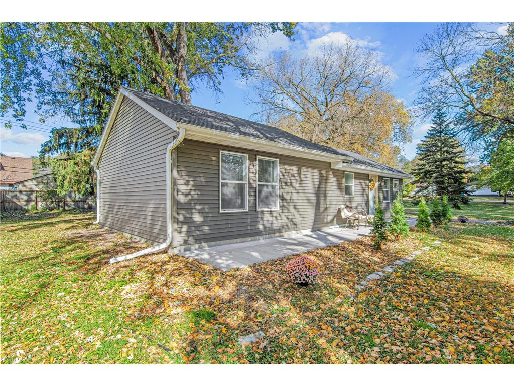 681 Glencoe Street NE Fridley MN 55432 6807228 image34