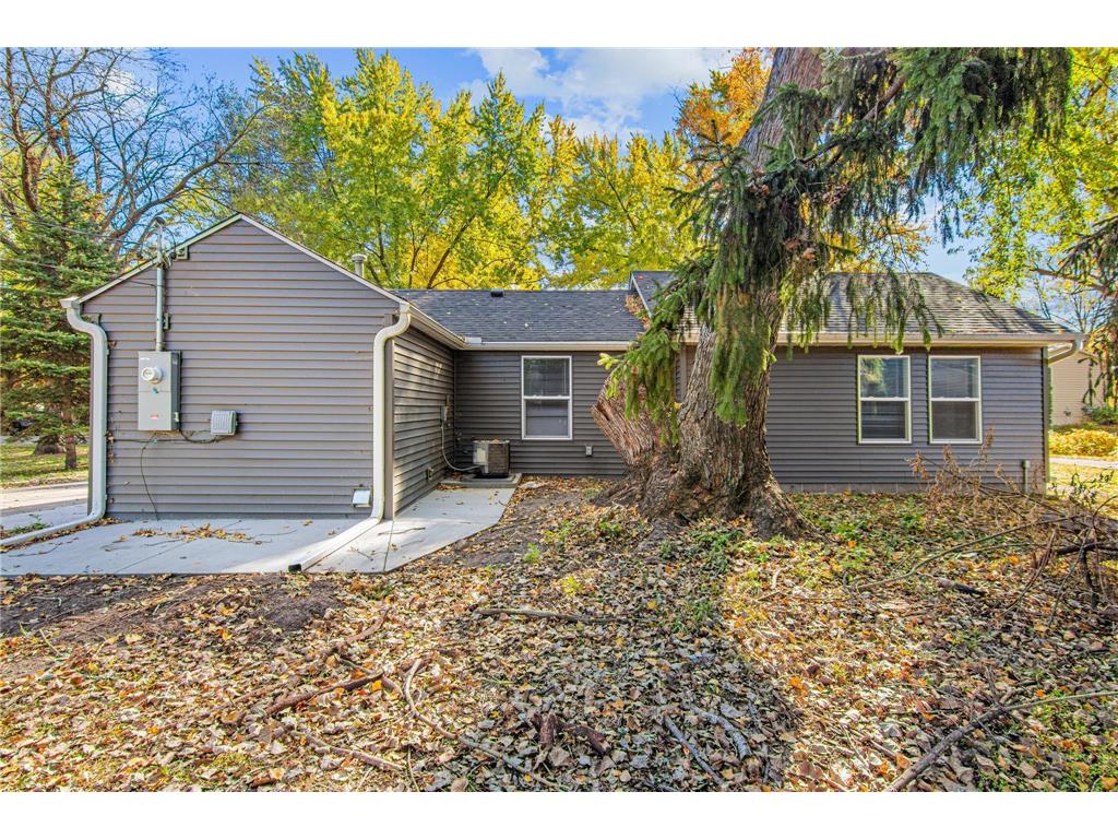 681 Glencoe Street NE Fridley MN 55432 6807228 image43