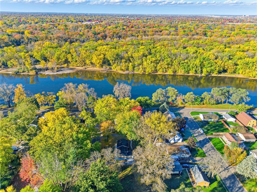 681 Glencoe Street NE Fridley MN 55432 6807228 image48