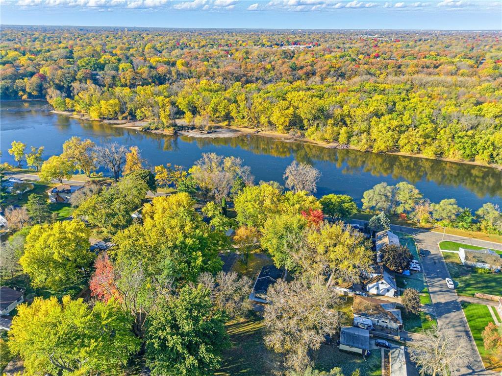 681 Glencoe Street NE Fridley MN 55432 6807228 image49