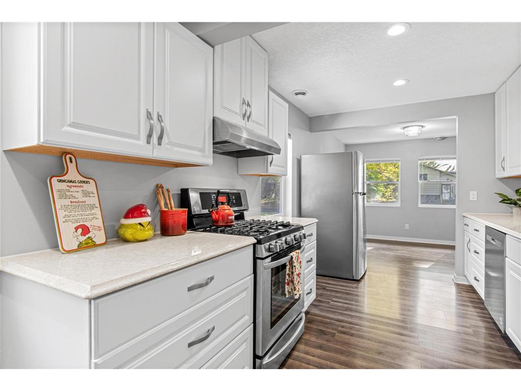 681 Glencoe Street NE Fridley MN 55432 6807228 image9