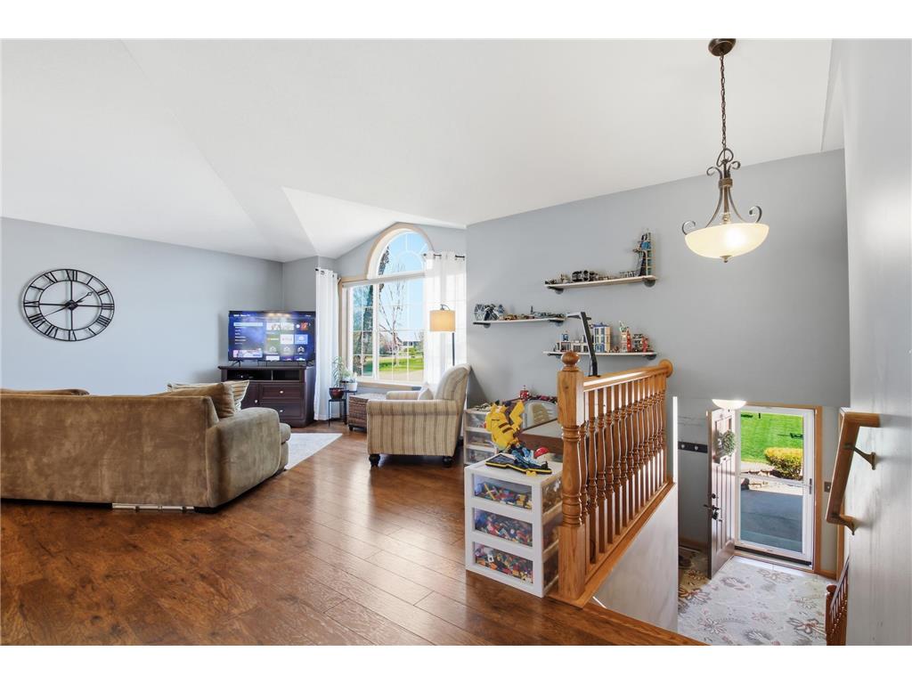681 W River Drive New London MN 56273 7072000 image14