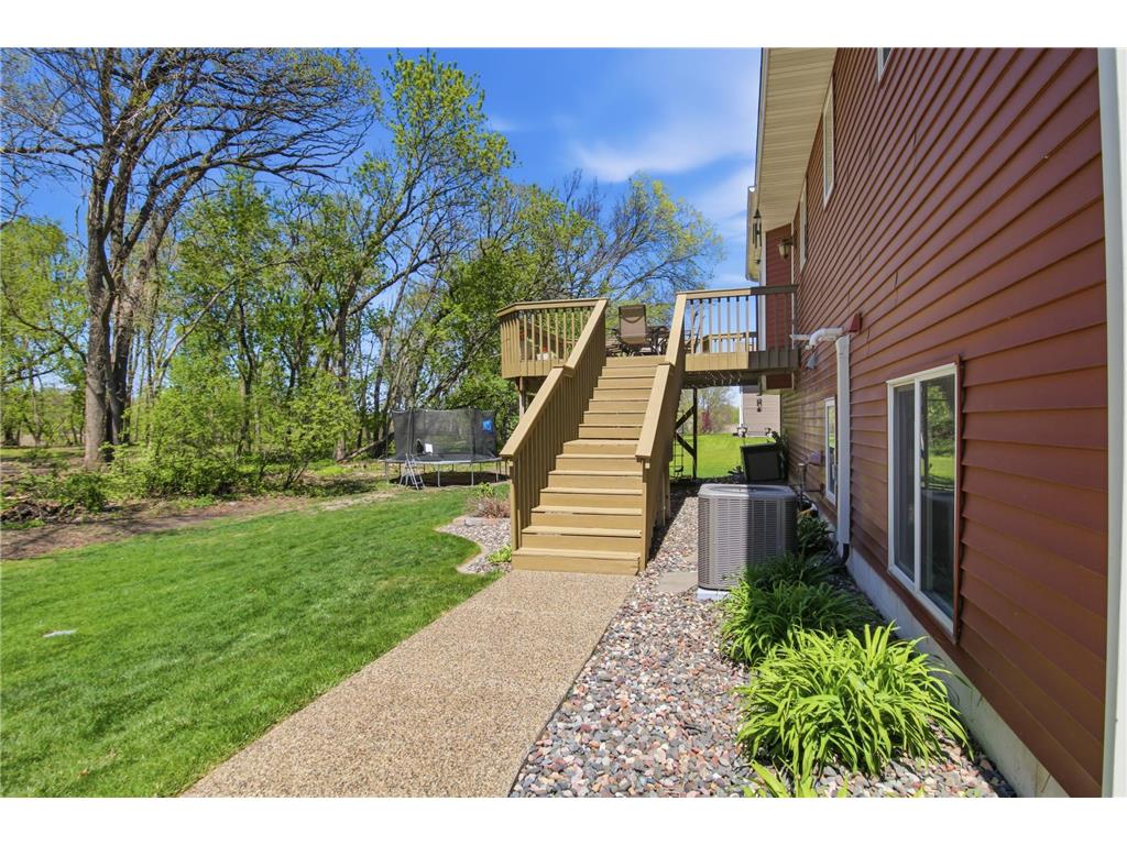 681 W River Drive New London MN 56273 7072000 image25