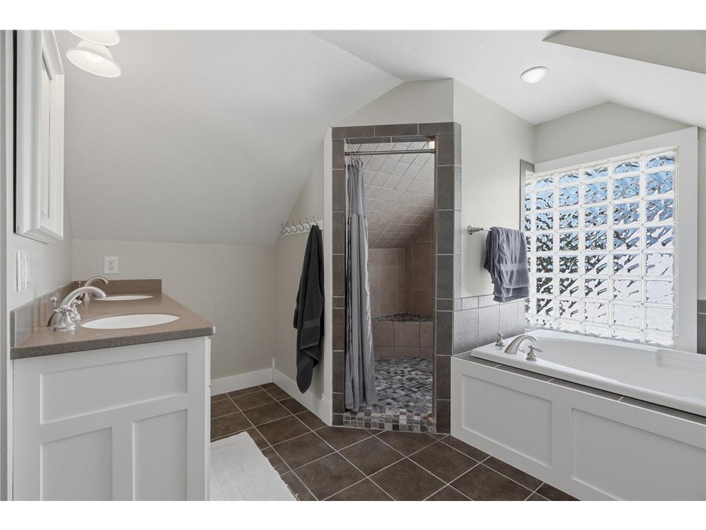 681 Wilder Street S Saint Paul MN 55116 7083850 image43