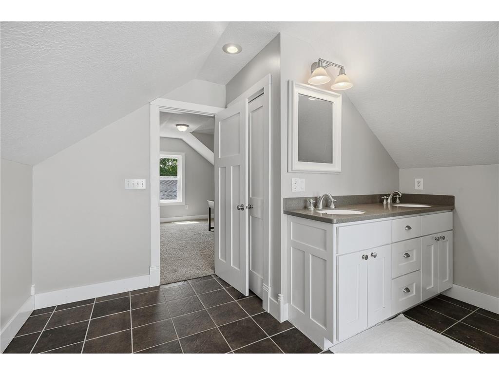 681 Wilder Street S Saint Paul MN 55116 7083850 image44