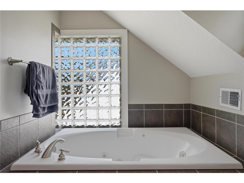 681 Wilder Street S Saint Paul MN 55116 7083850 image45