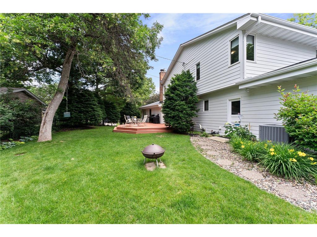 6810 Harold Avenue, Golden Valley, MN, 55427 | MLS: 6559545 | Edina Realty