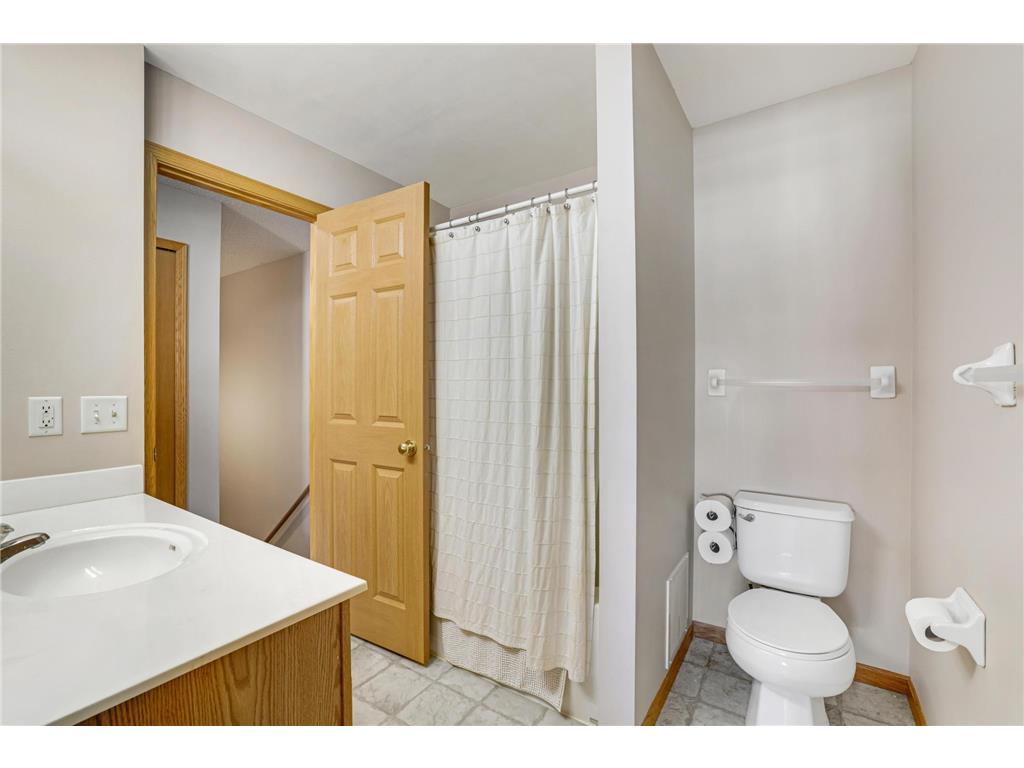 6811 Pine Crest Trail S, Cottage Grove, MN, 55016 | MLS: 6785065 ...