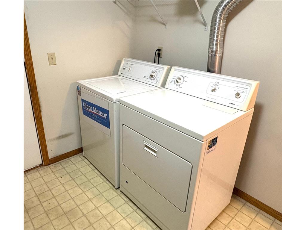 6811 York Place N #4 Brooklyn Center MN 55429 7054017 image20