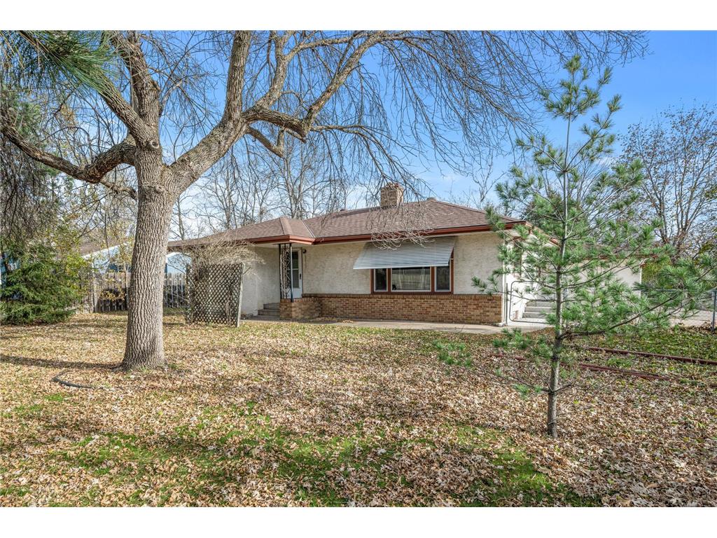 6815 E River Road Fridley MN 55432 6483159 image1