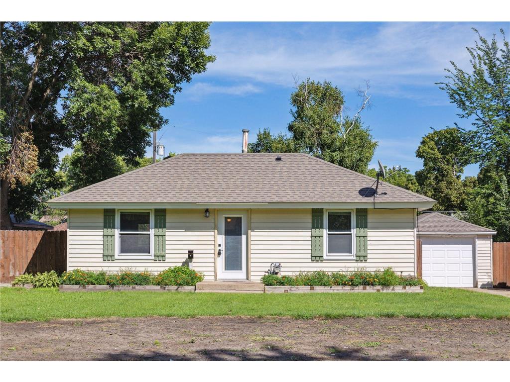 6818 Perry Avenue N, Brooklyn Center, MN, 55429 MLS 6416034 Edina