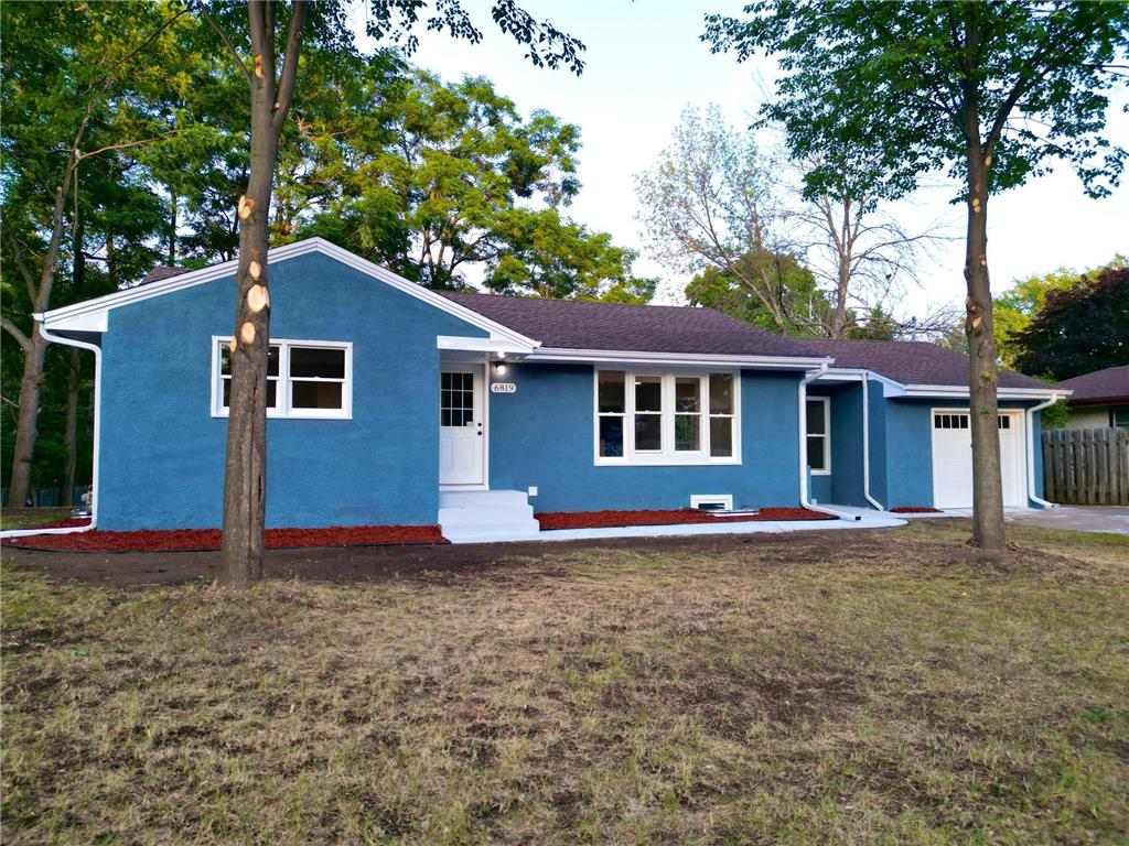 6819 E River Road Fridley MN 55432 6421085 image1