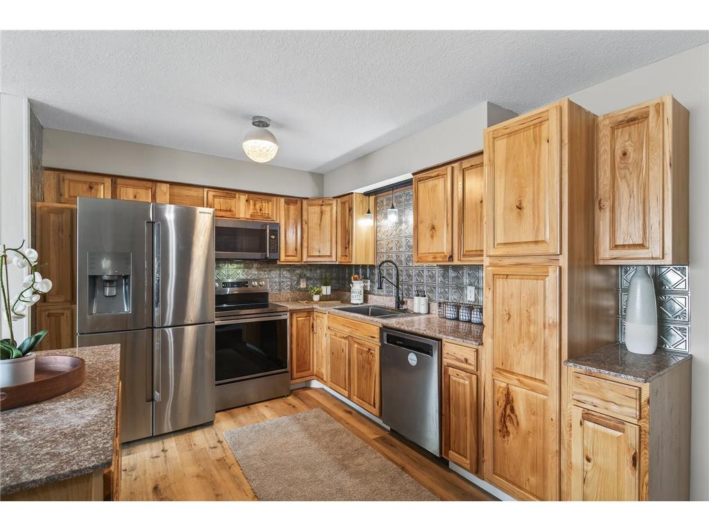 682 125th Lane NE Blaine MN 55434 7012061 image1
